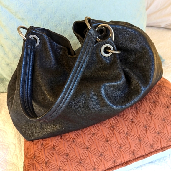 Pebbled Leather Handbag by Vera Wang - Picture 7 of 15